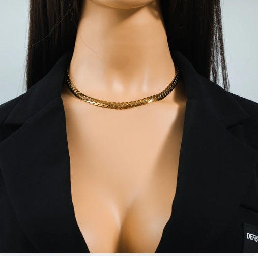 COLLAR TRIANA